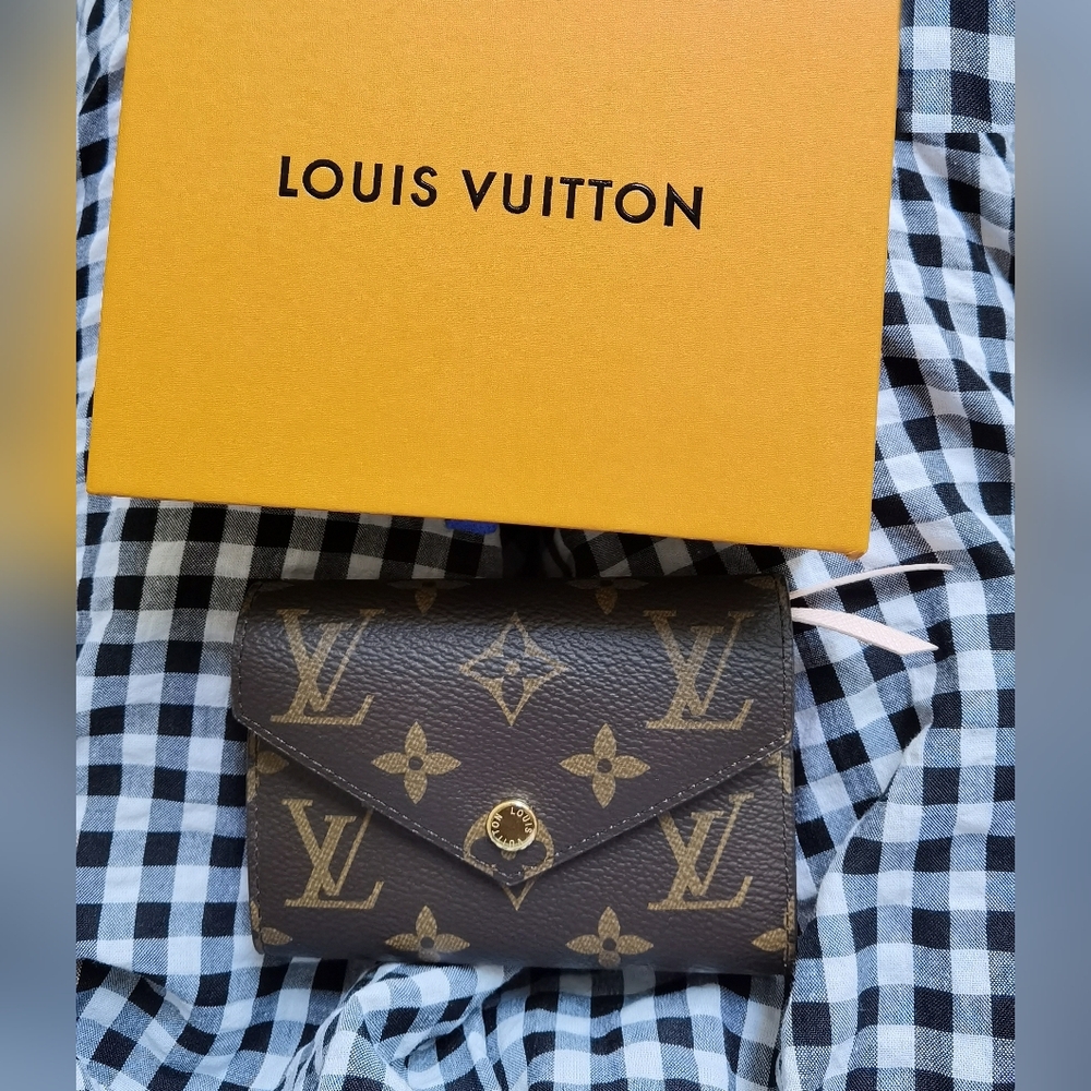 Louis Vuitton Victorine Wallet